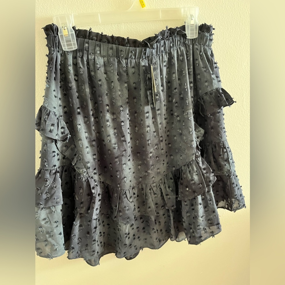 Current air skirt new with tags.